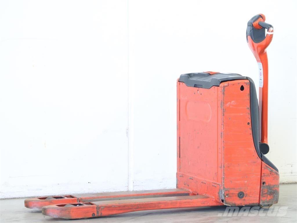 Linde T16/1152 Gyalogkíséretű targonca