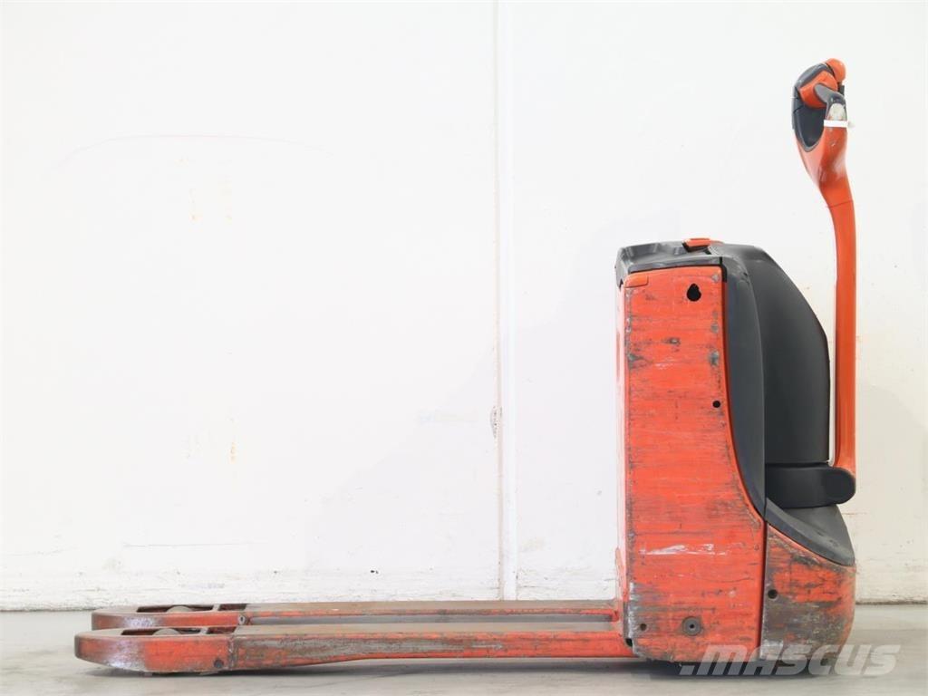 Linde T16/1152 Gyalogkíséretű targonca