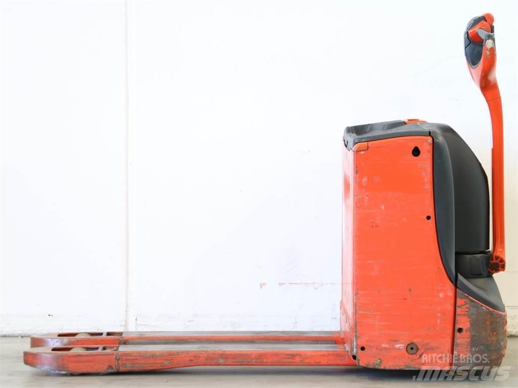 Linde T16/1152-00 Gyalogkíséretű targonca