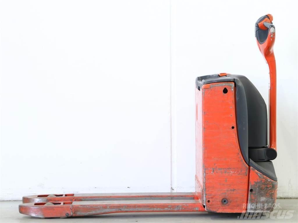 Linde T16/1152-00 Gyalogkíséretű targonca