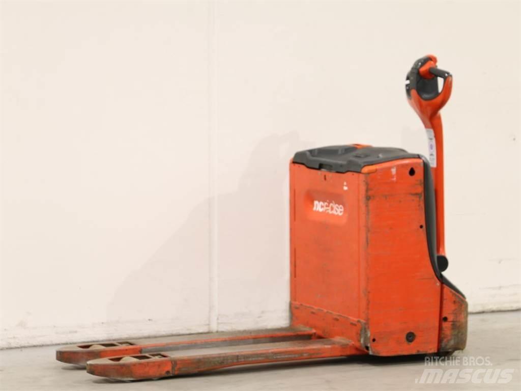 Linde T16/1152-00 Gyalogkíséretű targonca