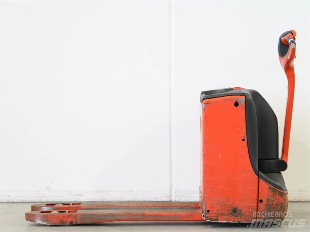 Linde T16/1152-00 Gyalogkíséretű targonca