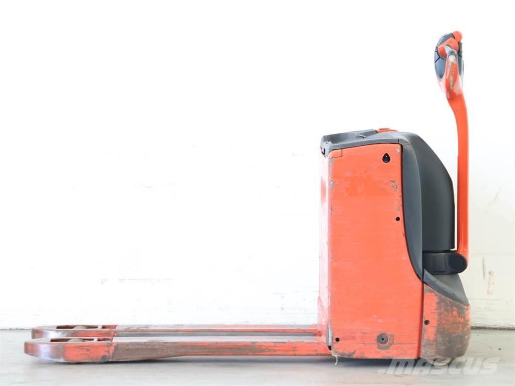 Linde T16/1152-00 Gyalogkíséretű targonca
