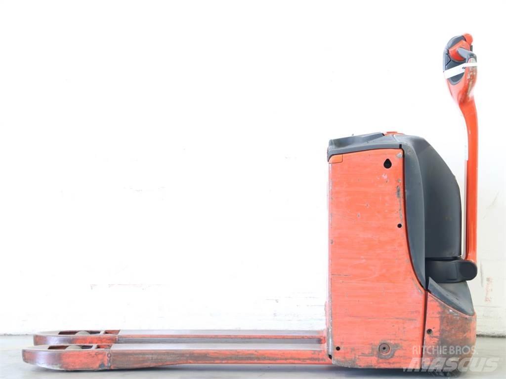 Linde T16/1152-00 Gyalogkíséretű targonca
