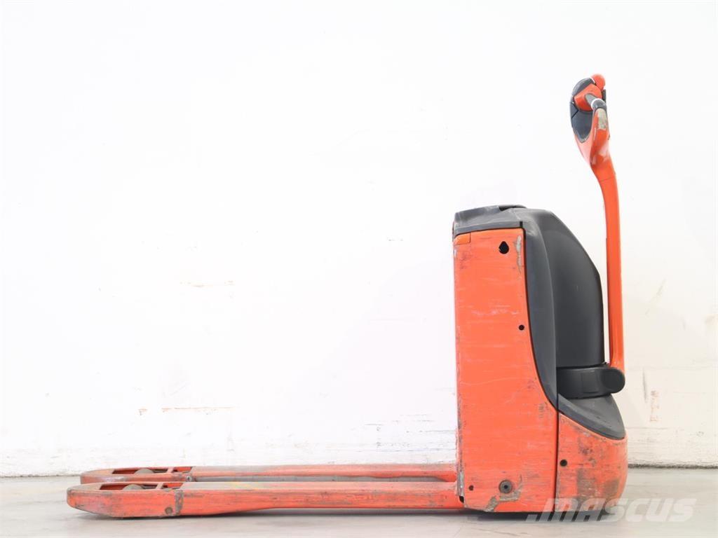Linde T16/1152-02 Gyalogkíséretű targonca