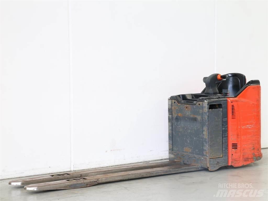 Linde T24SP/131 Gyalogkíséretű targonca
