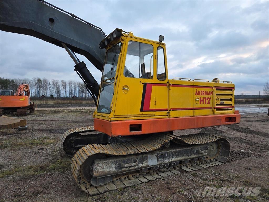 Åkerman H12B Lánctalpas kotrók