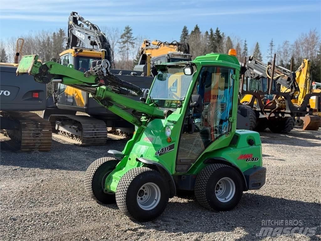 Avant 640 DLX Mini homlokrakodók