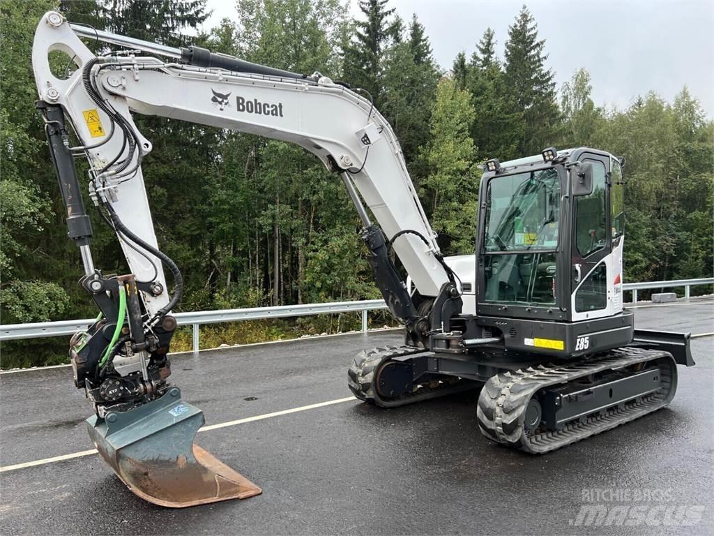Bobcat E85 Lánctalpas kotrók