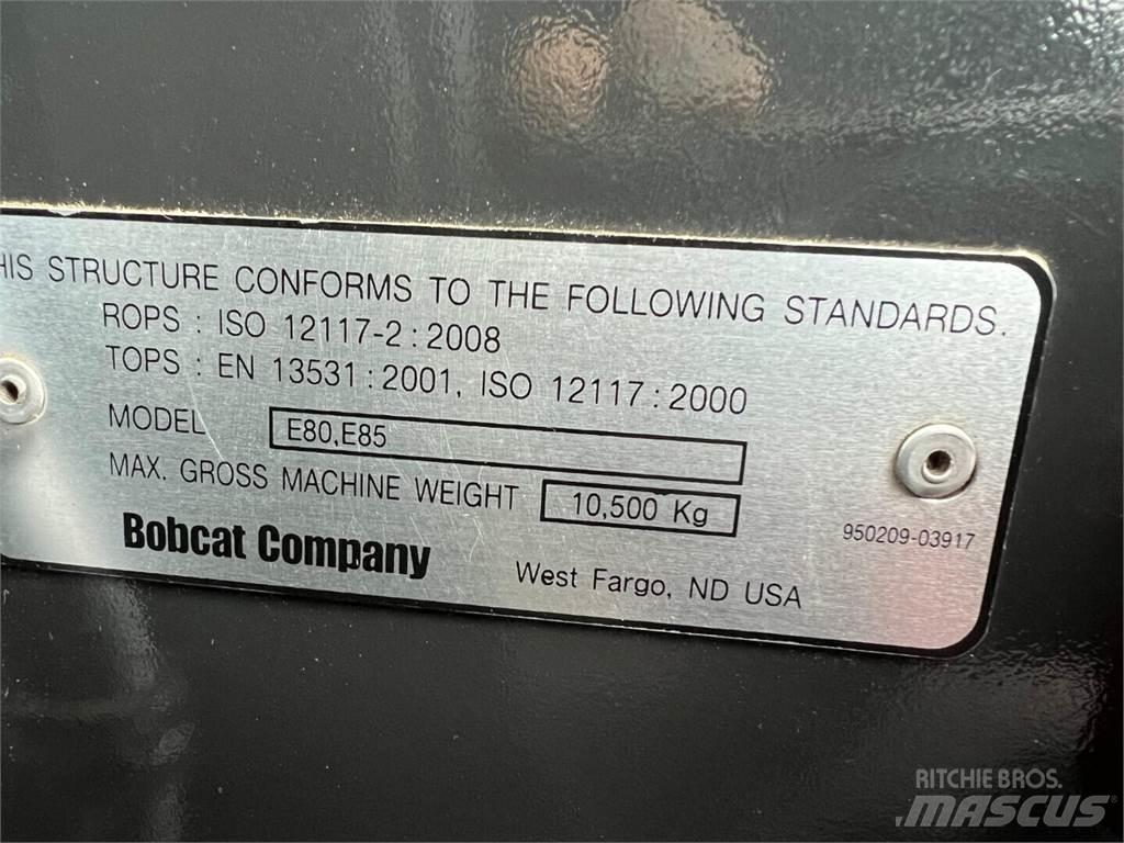 Bobcat E85 Lánctalpas kotrók