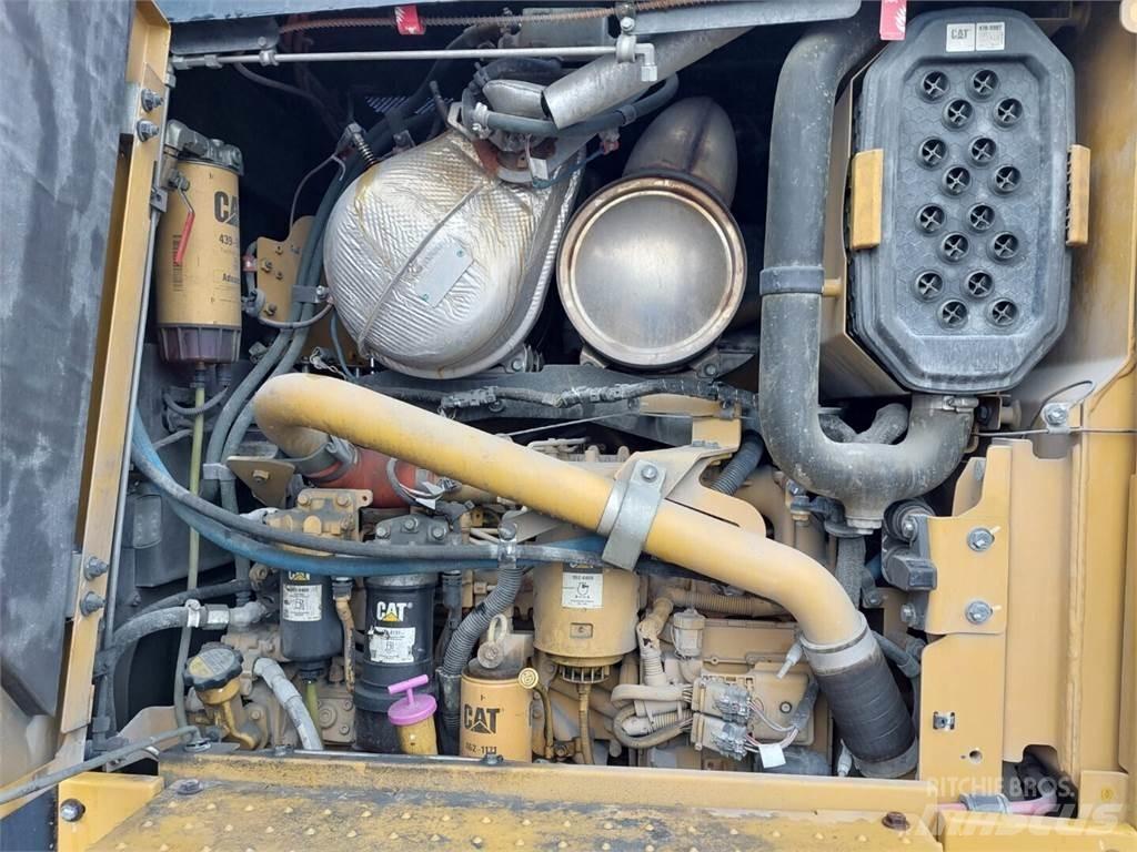 CAT 120 Gréderek