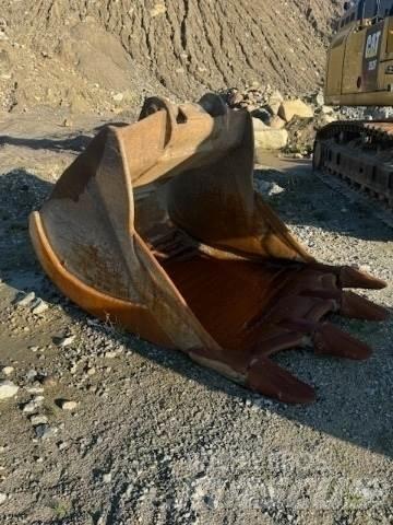 CAT 352F Lánctalpas kotrók