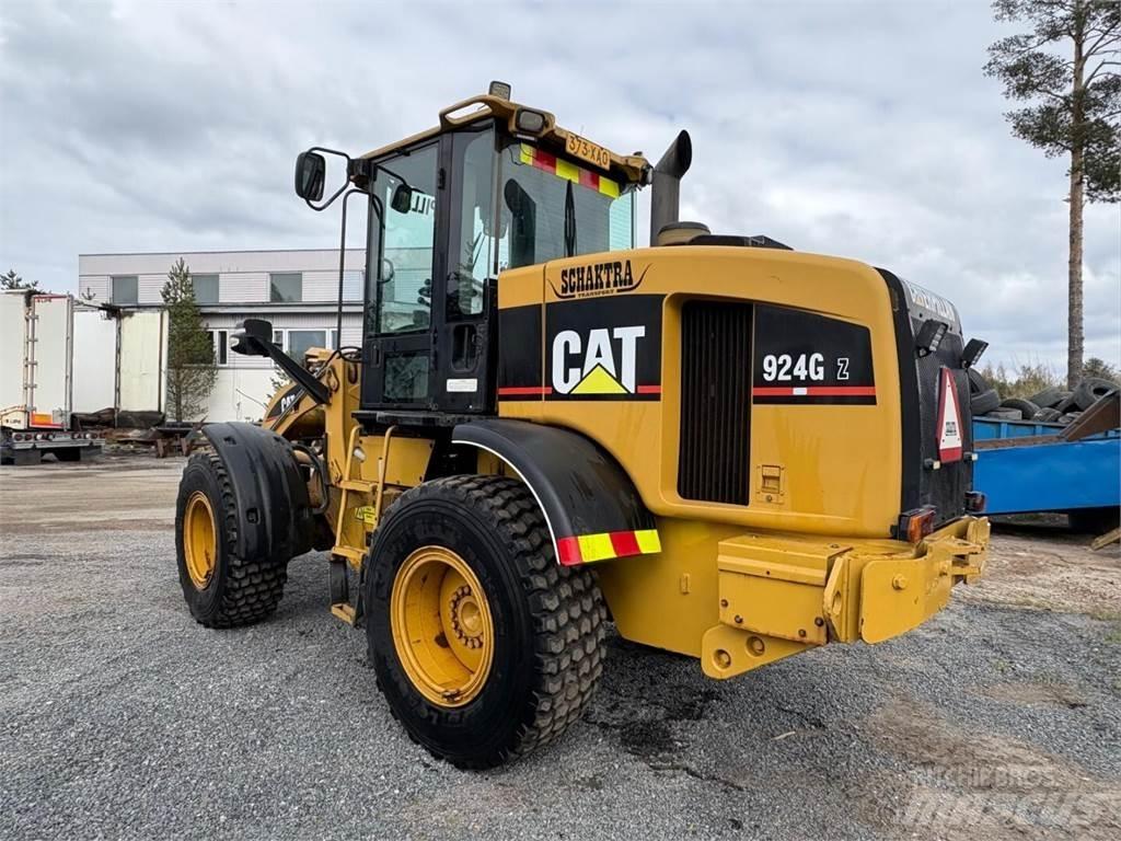 CAT 924 G z Gumikerekes homlokrakodók