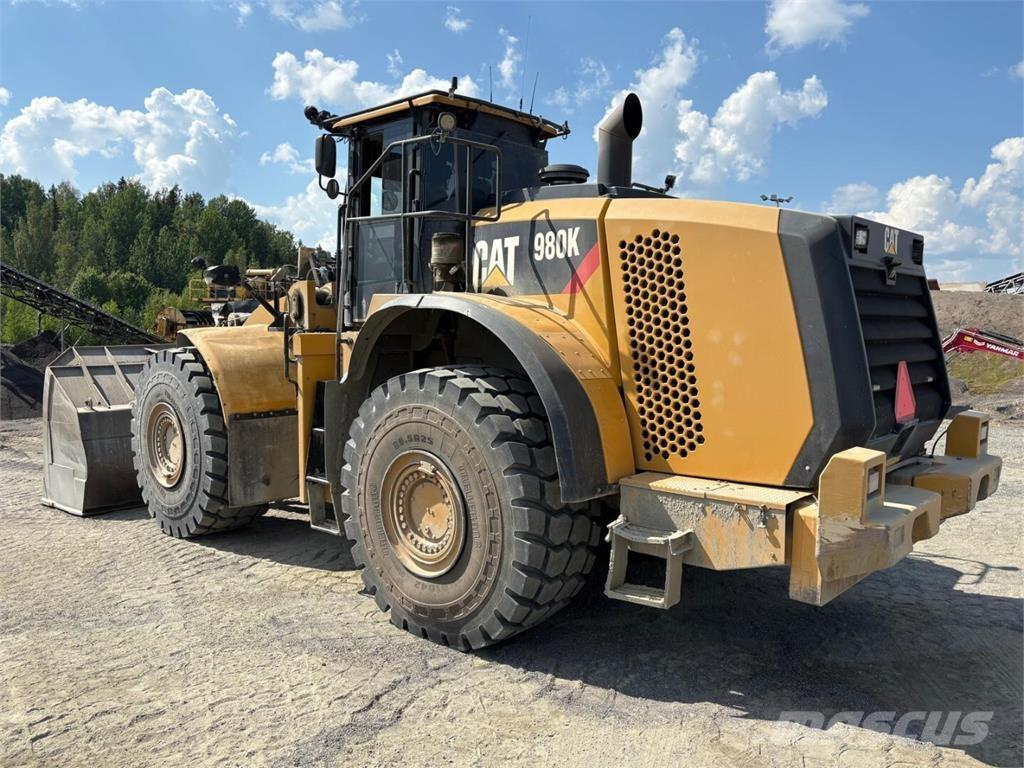CAT 980 K Gumikerekes homlokrakodók
