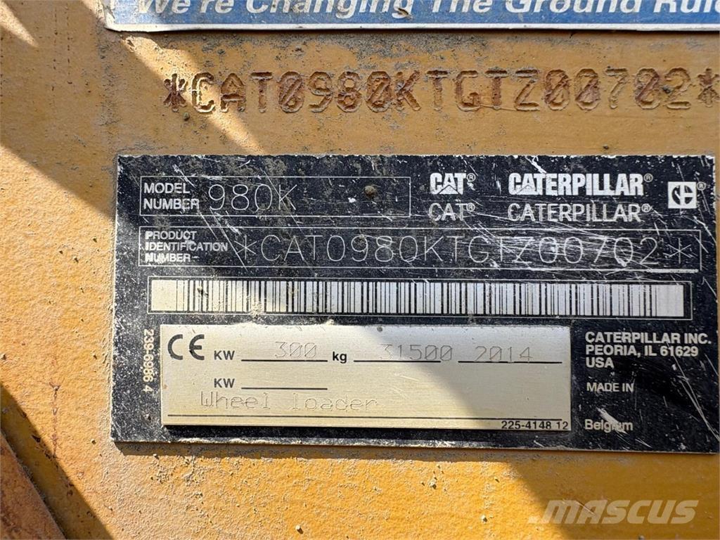 CAT 980 K Gumikerekes homlokrakodók