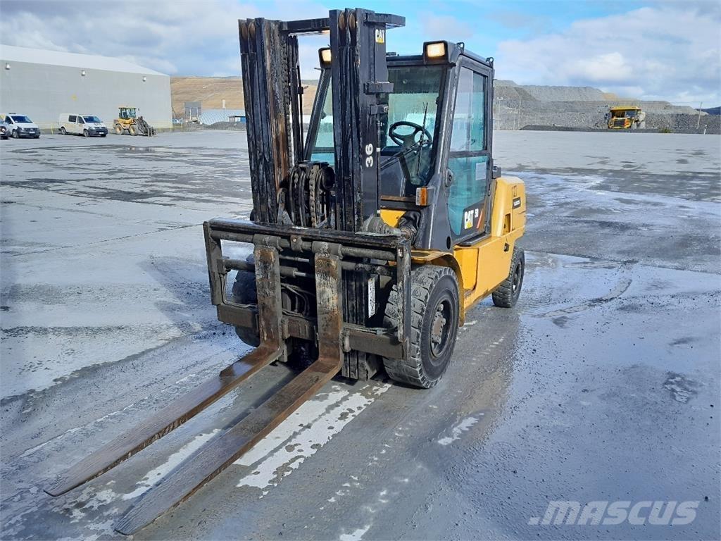 CAT DB50k2 Elektromos targoncák