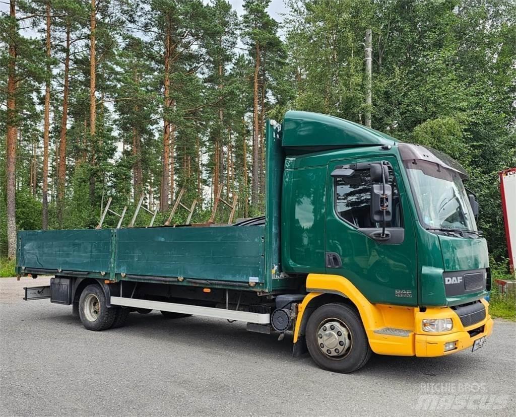 DAF LF 45.220 Platós / Ponyvás teherautók