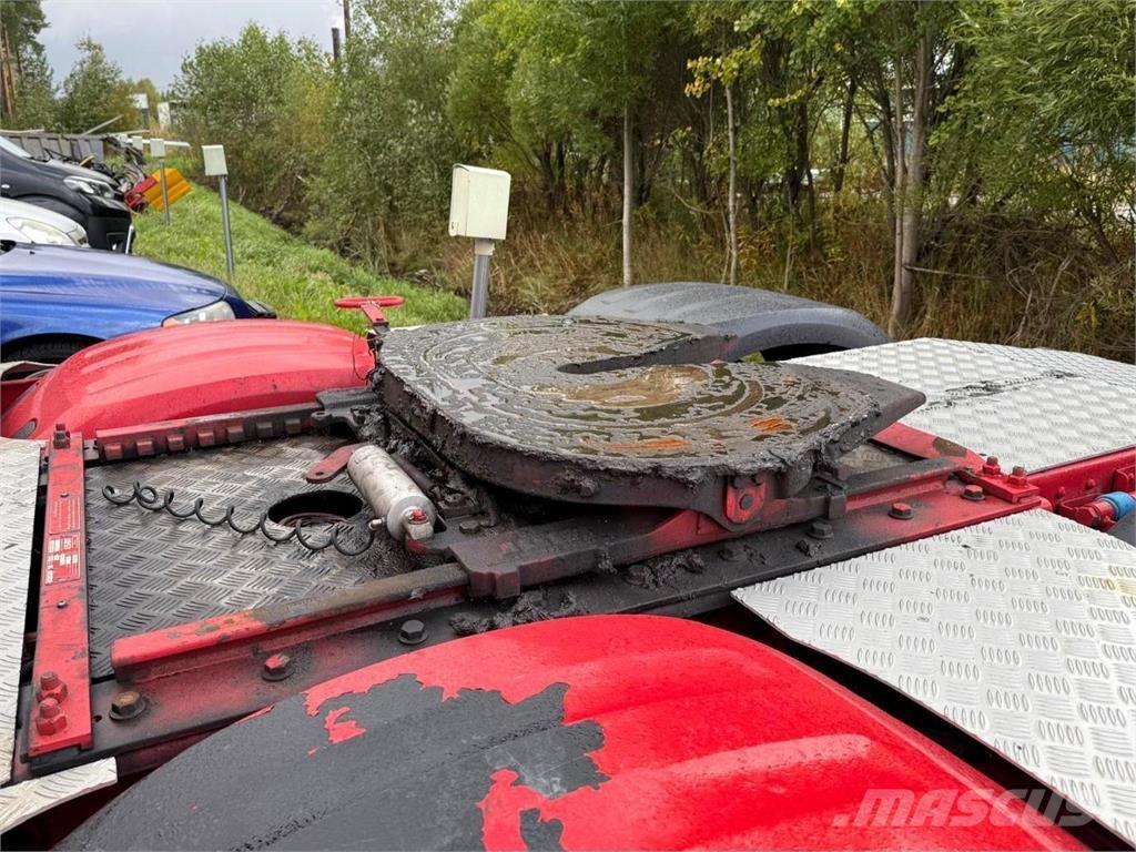 DAF XF510 FTS 6X2 Nyergesvontatók