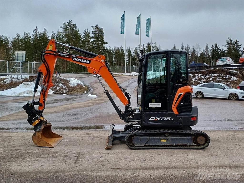 Doosan DX 35 Z Mini kotrók < 7t