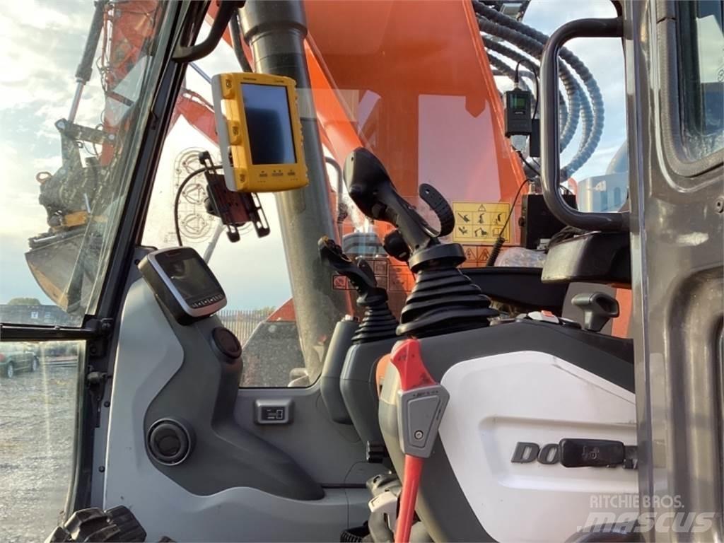 Doosan DX235 LCR Lánctalpas kotrók