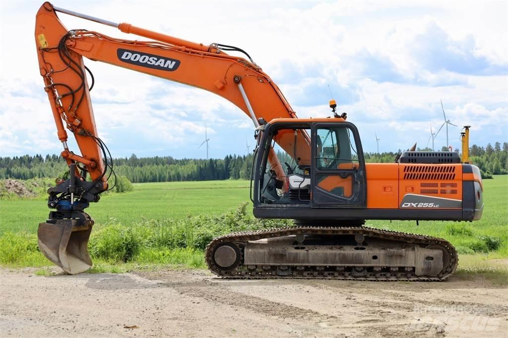 Doosan DX255 LC - 3 Lánctalpas kotrók
