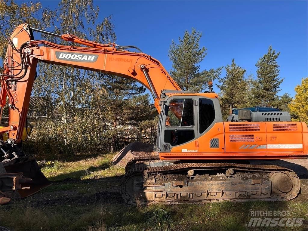 Doosan DX300 LC-3 Lánctalpas kotrók