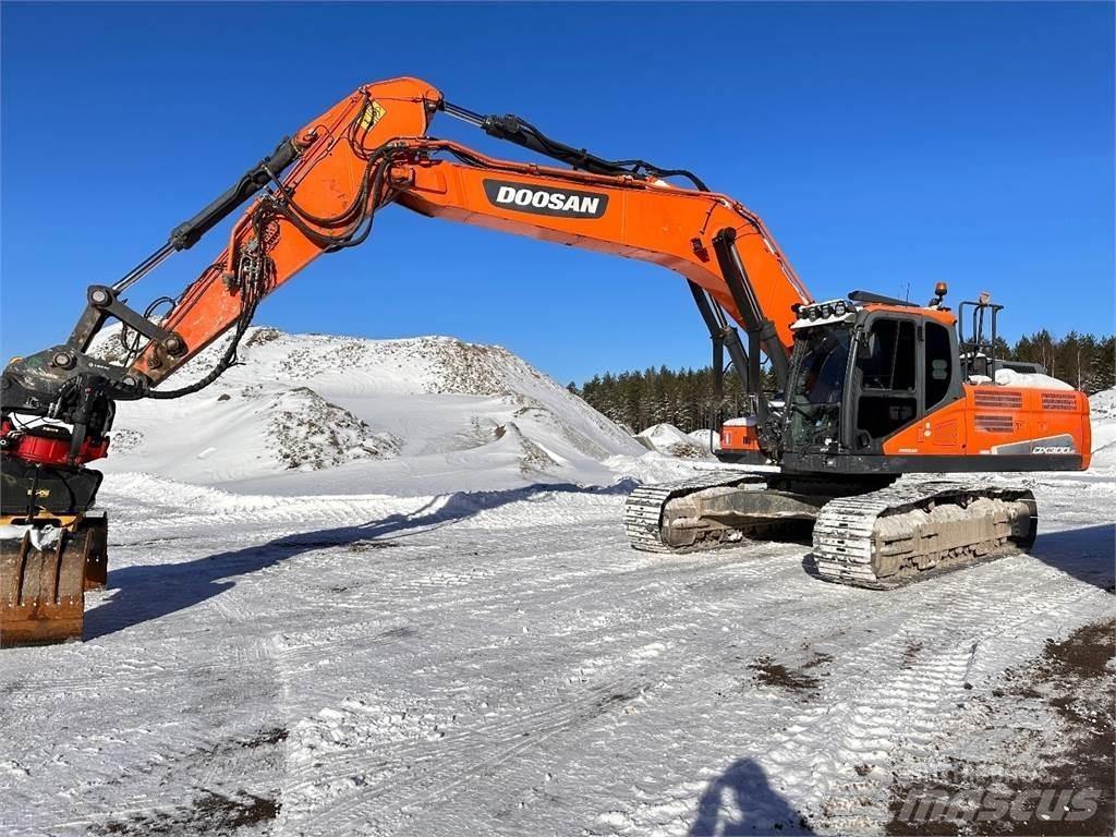 Doosan DX300 LC-5 Lánctalpas kotrók