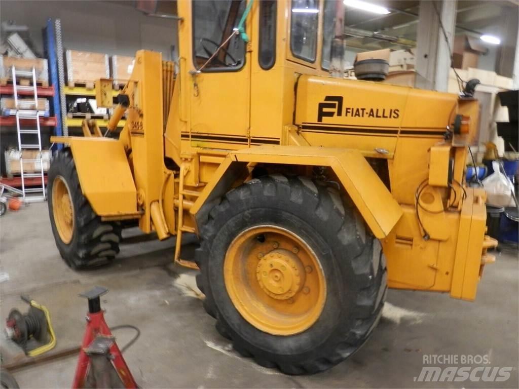 Fiat-Allis 345 B Gumikerekes homlokrakodók