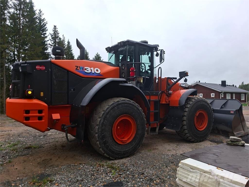 Hitachi ZW 310-6 Gumikerekes homlokrakodók