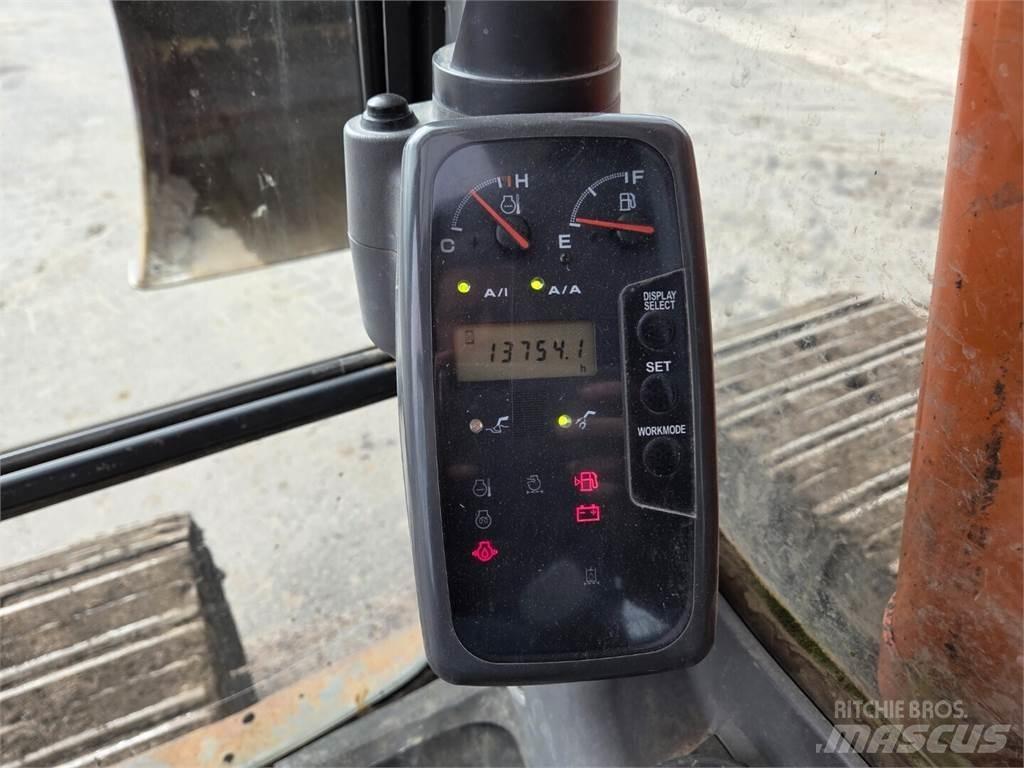 Hitachi ZX180 LC Lánctalpas kotrók