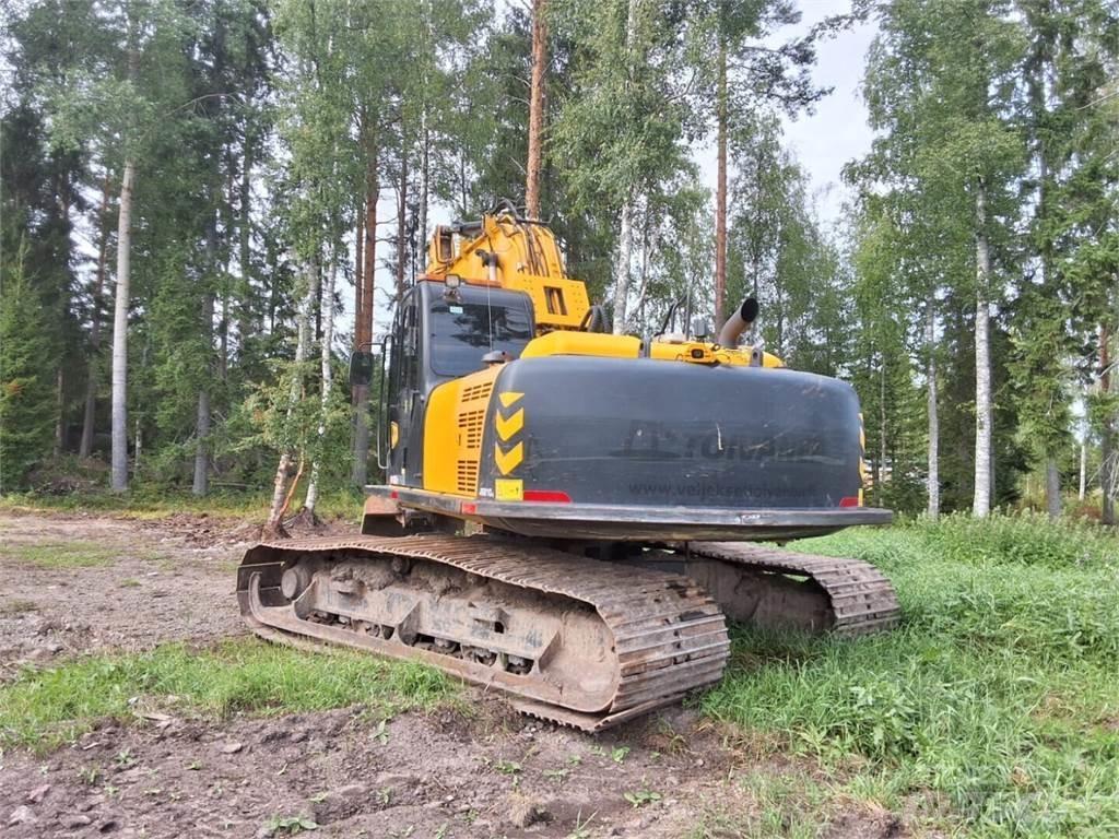 JCB 210 LCT4 Lánctalpas kotrók