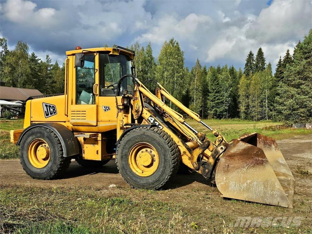 JCB 411 Gumikerekes homlokrakodók
