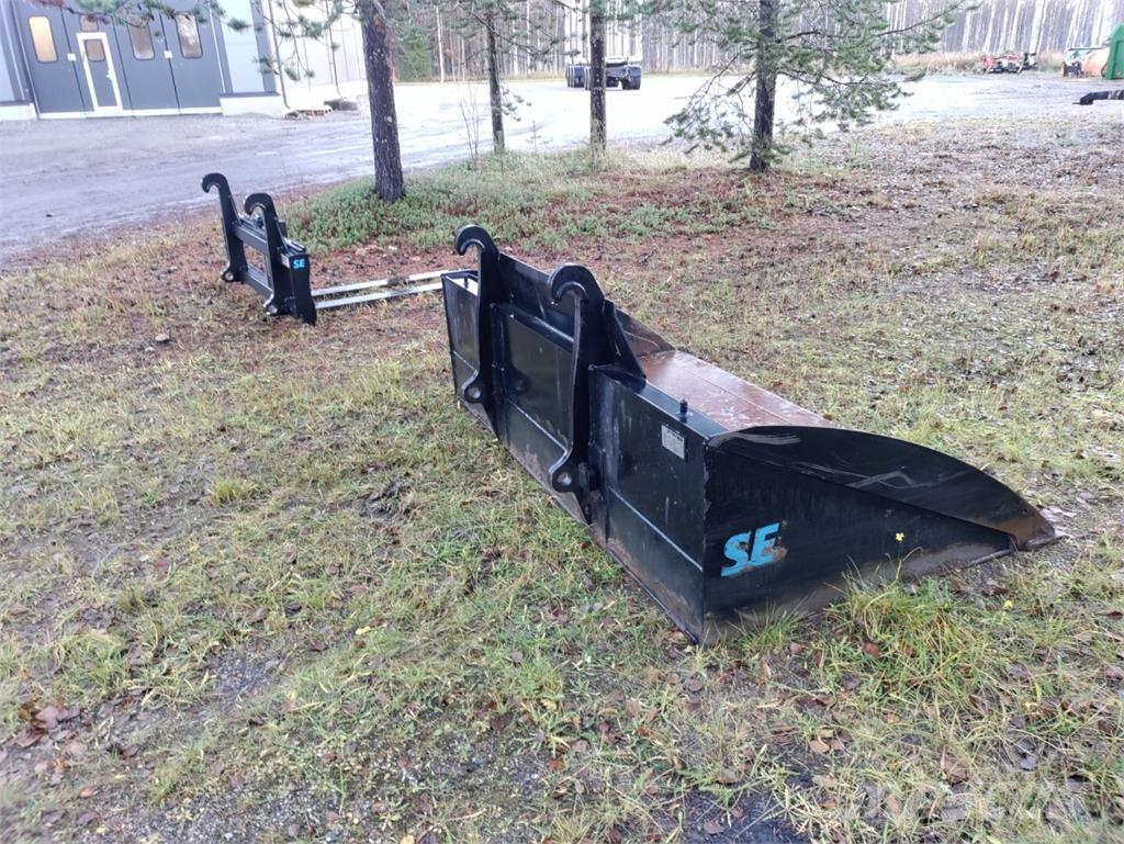 JCB 413 K T4 Gumikerekes homlokrakodók