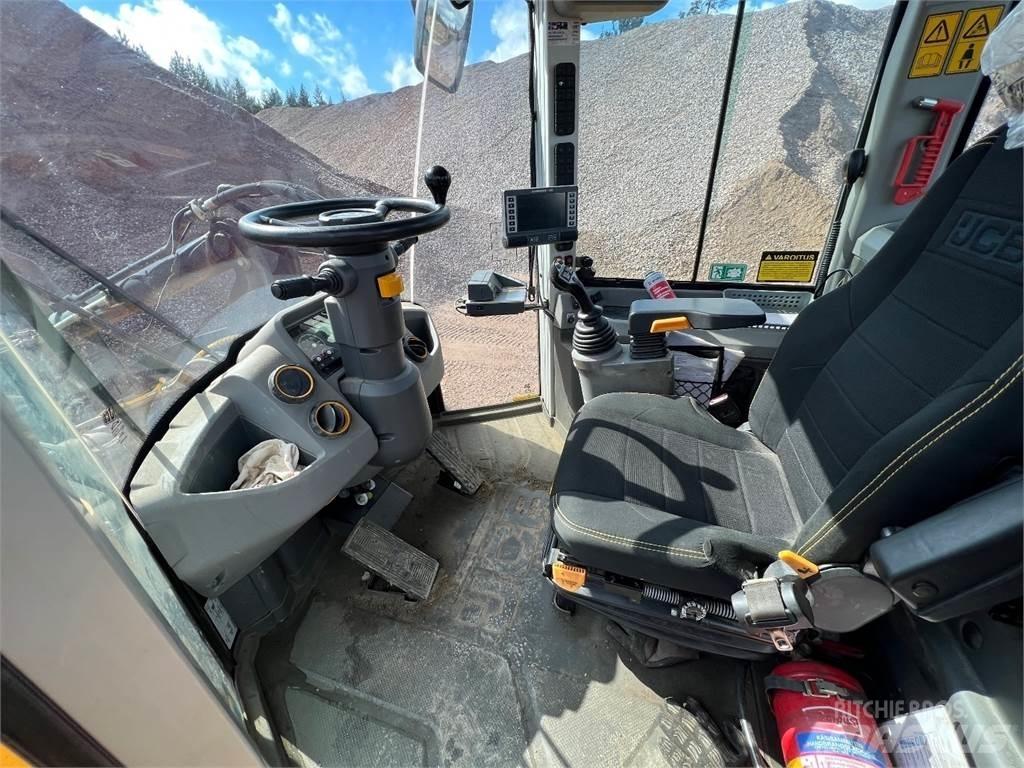 JCB 457 ht Gumikerekes homlokrakodók