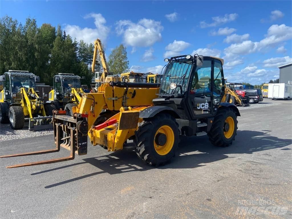 JCB 535-125 Teleszkópos rakodók