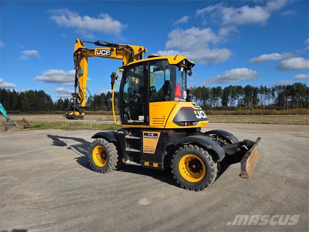 JCB Hydradig 110W Gumikerekes kotrók