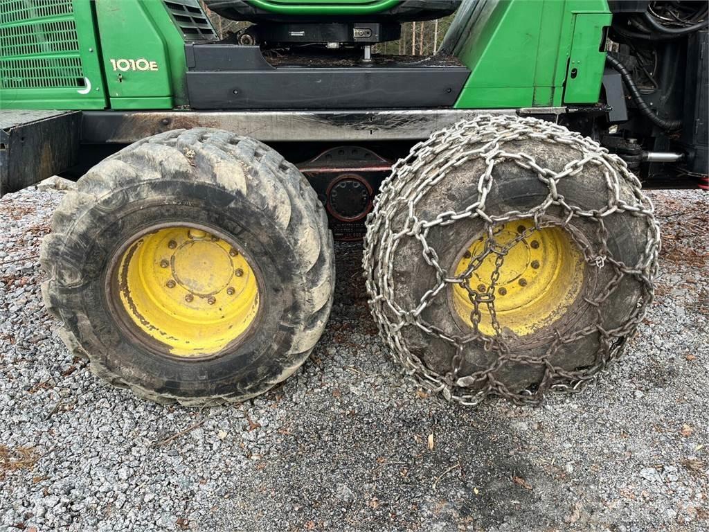 John Deere 1010E Kihordók