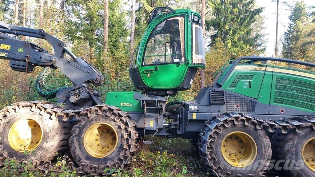 John Deere 1170G Betakarítók