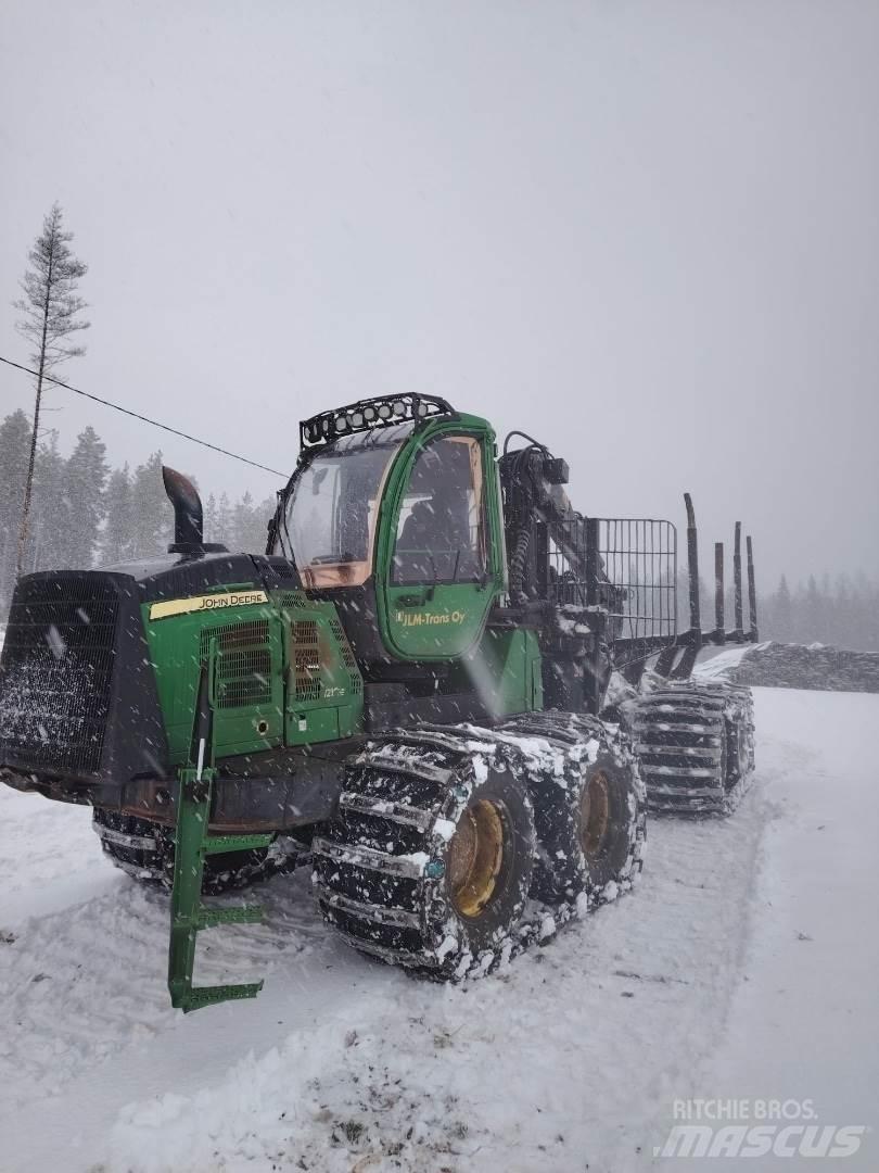 John Deere 1210E Kihordók