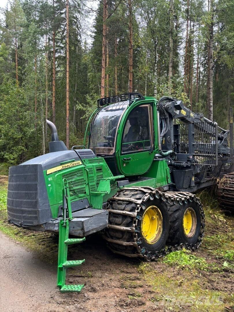John Deere 1210G Kihordók