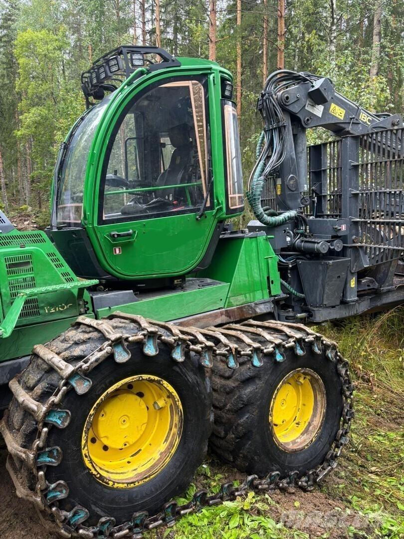John Deere 1210G Kihordók