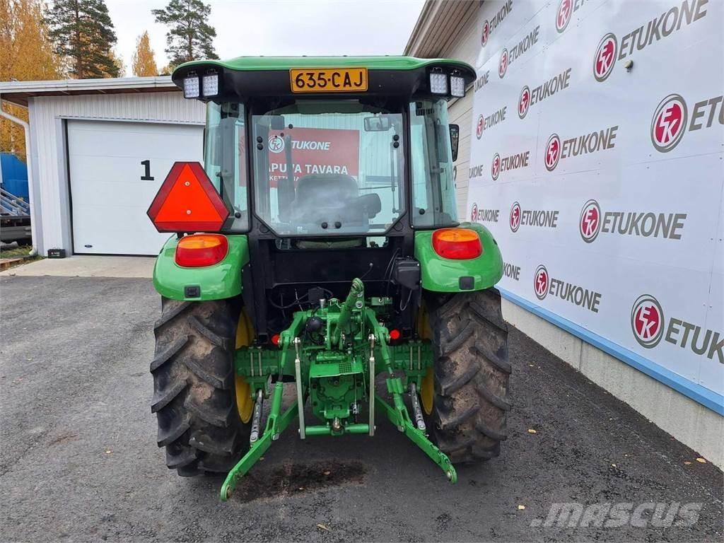 John Deere 5055e Traktorok
