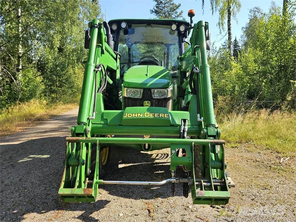 John Deere 5058E Traktorok