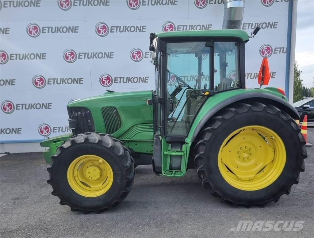 John Deere 6120SE Traktorok