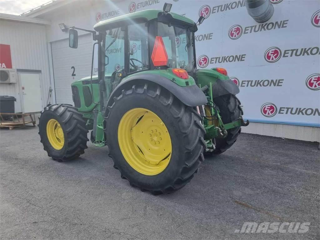 John Deere 6120SE Traktorok