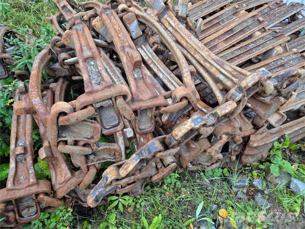 Komatsu 855 Kihordók