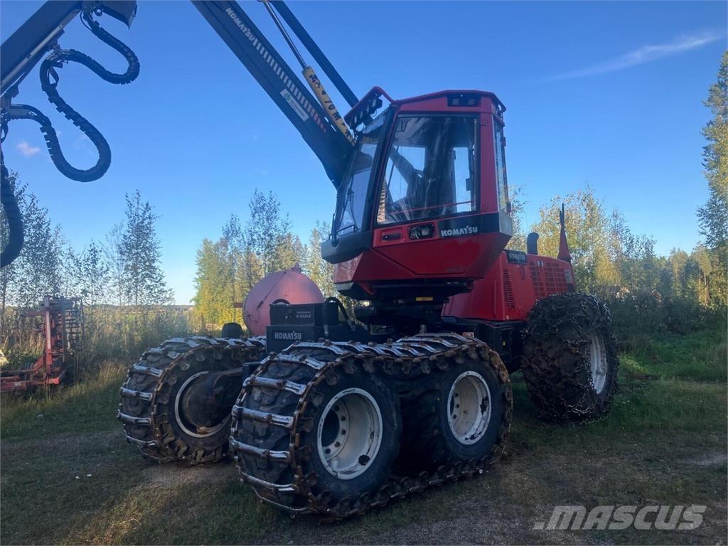 Komatsu 901tx.1 Betakarítók