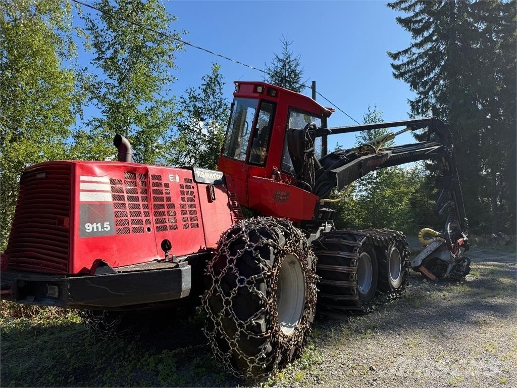 Komatsu 911.5 Betakarítók