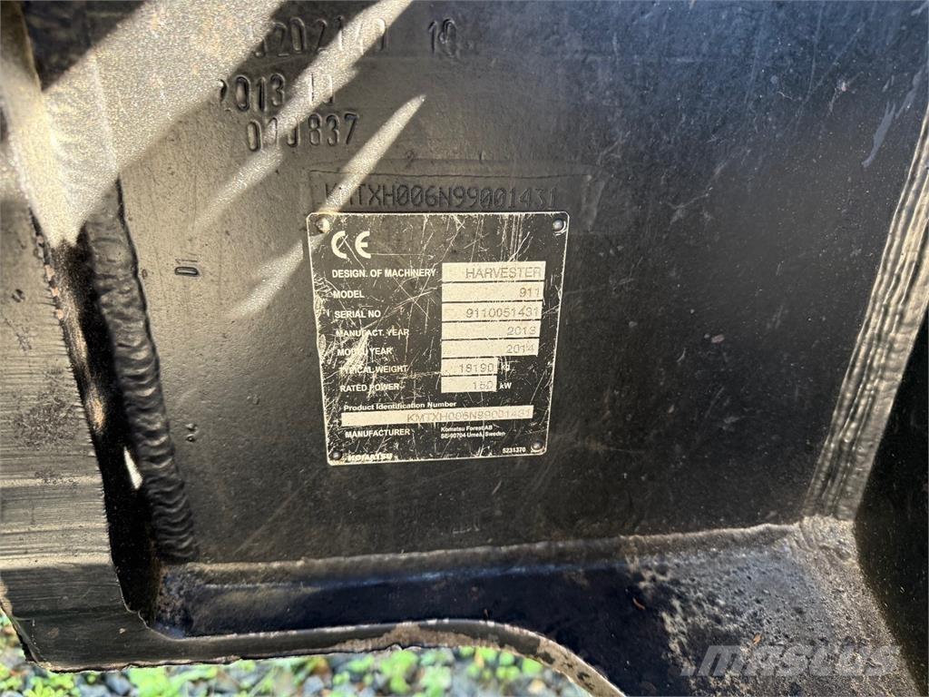 Komatsu 911.5 Betakarítók