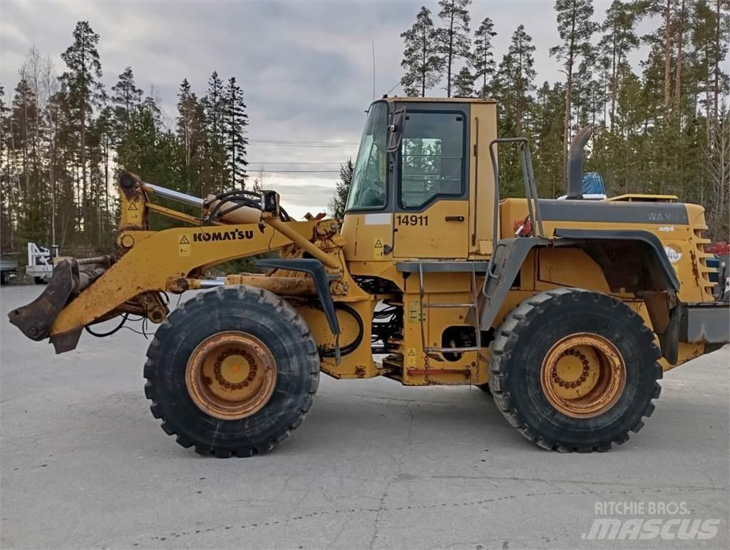 Komatsu WA 380-3H Gumikerekes homlokrakodók